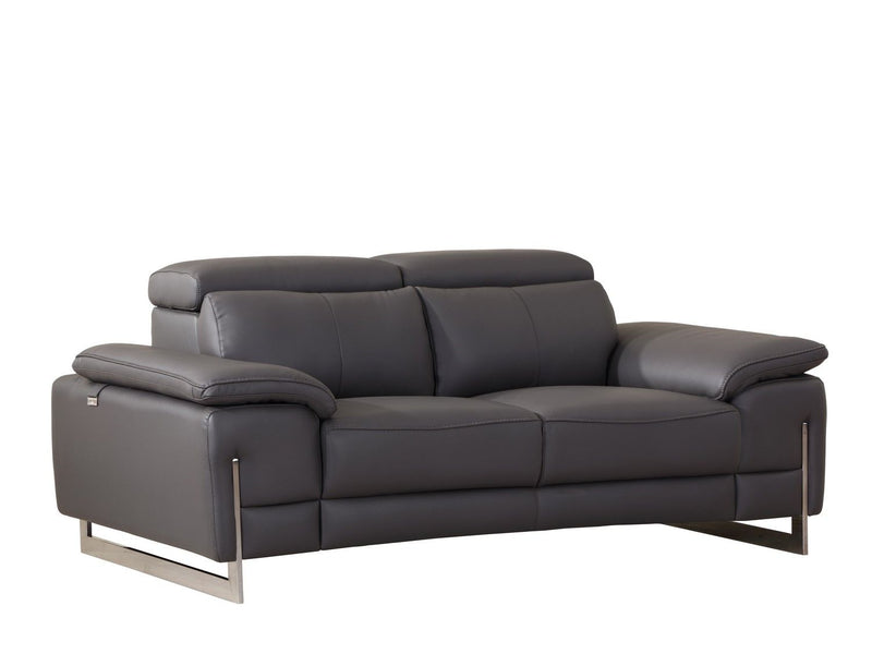 636 - Loveseat