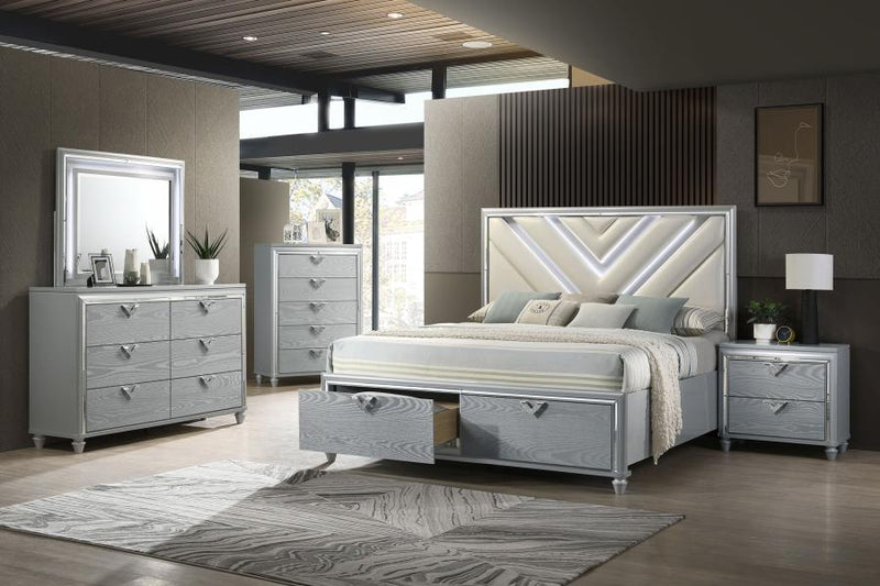 Veronica - 6-Drawer Bedroom Dresser With Mirror - Light Silver