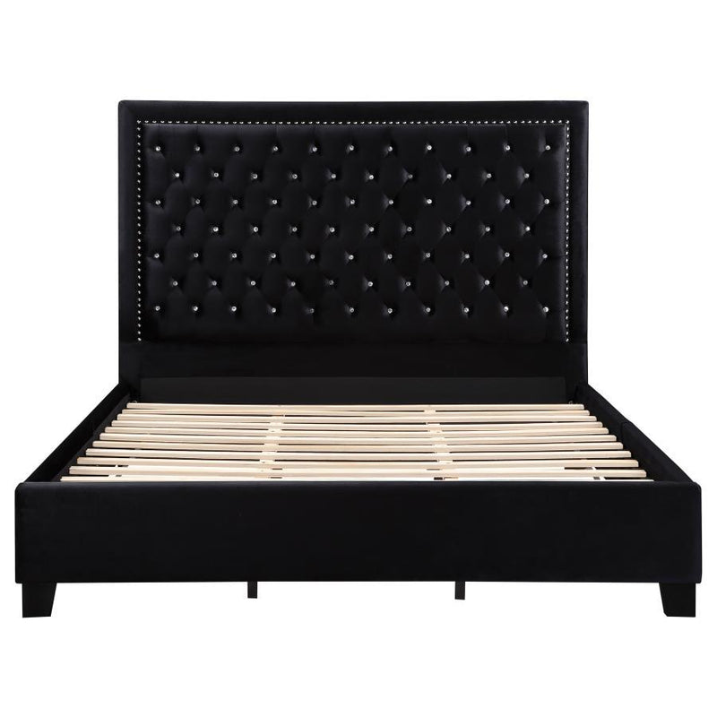 Hailey - Upholstered Panel Bed