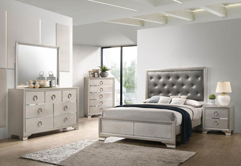 Salford - 7-Drawer Dresser - Metallic Sterling