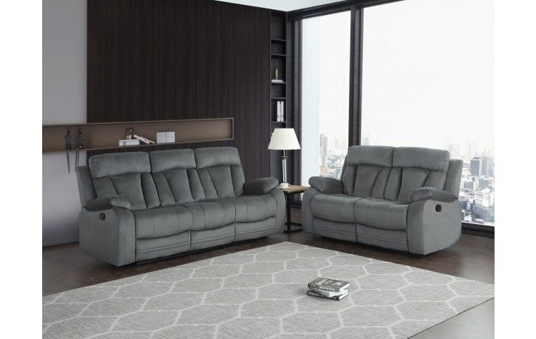 9760 - Sofa, Loveseat