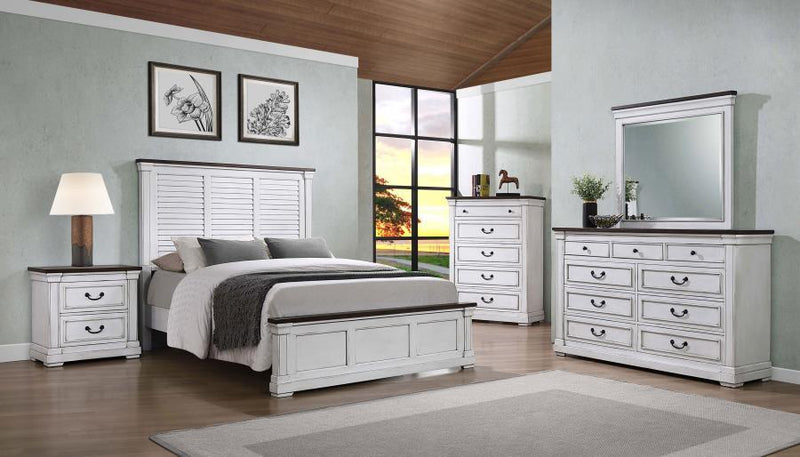 Hillcrest - Panel Bed