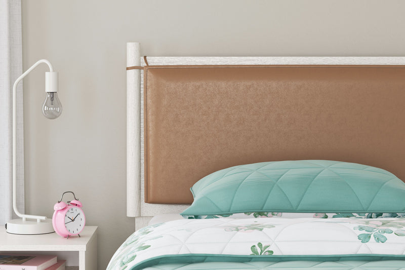 Aprilyn - Panel Headboard