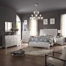 Voeville II - Dresser - Platinum