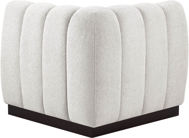 Quinn - Corner Chair