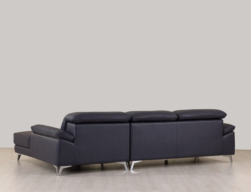 727 - Sectional