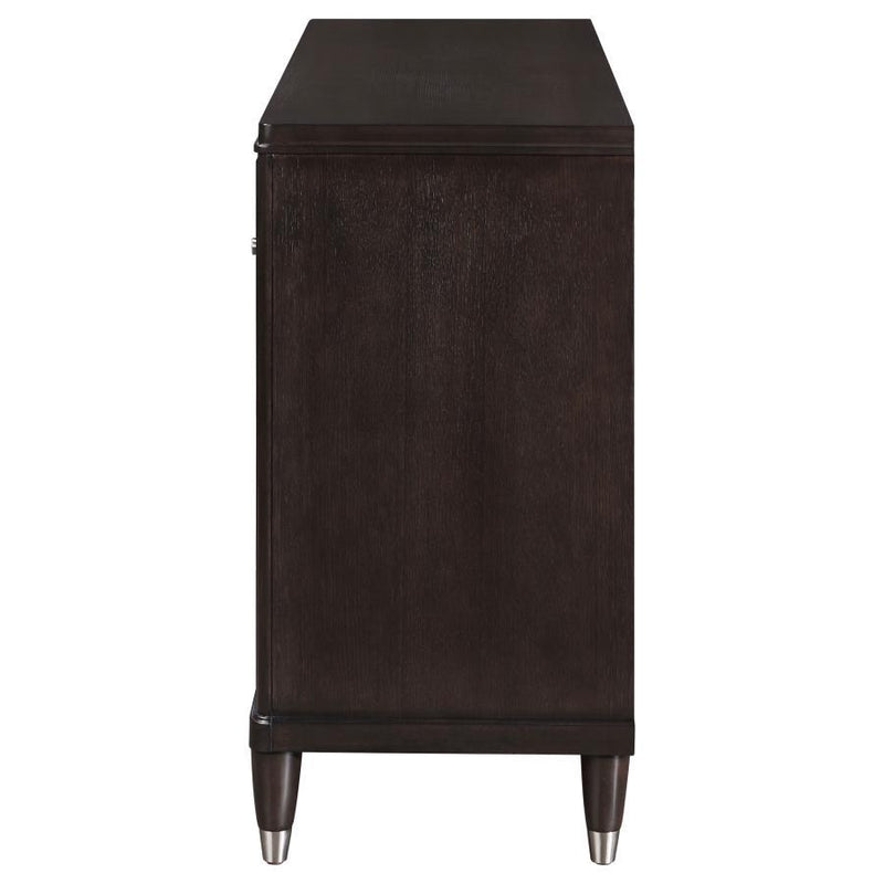 Emberlyn - 6-Drawer Bedroom Dresser - Brown