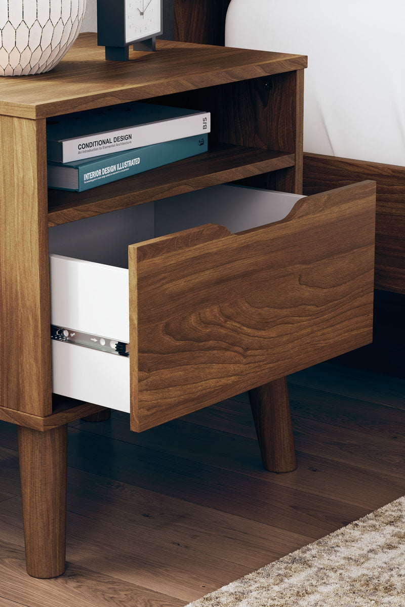 Fordmont - Auburn - One Drawer Night Stand