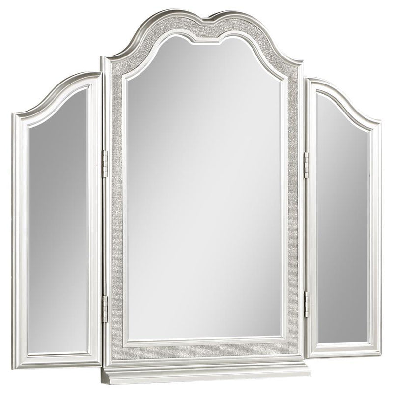 Evangeline - 3 Piece Vanity Table Set With Tri-Fold Mirror And Stool - Silver Oak