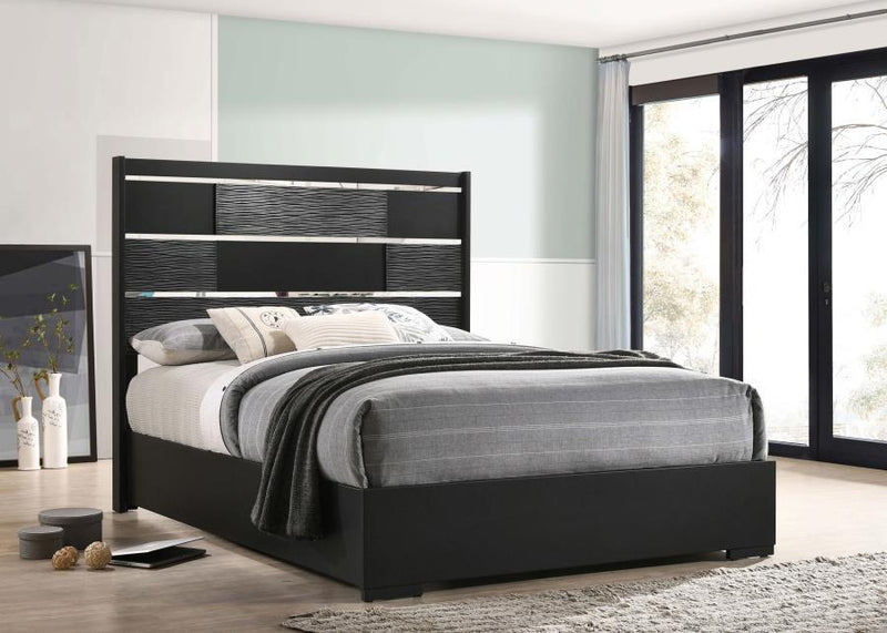 Blacktoft - Panel Bed