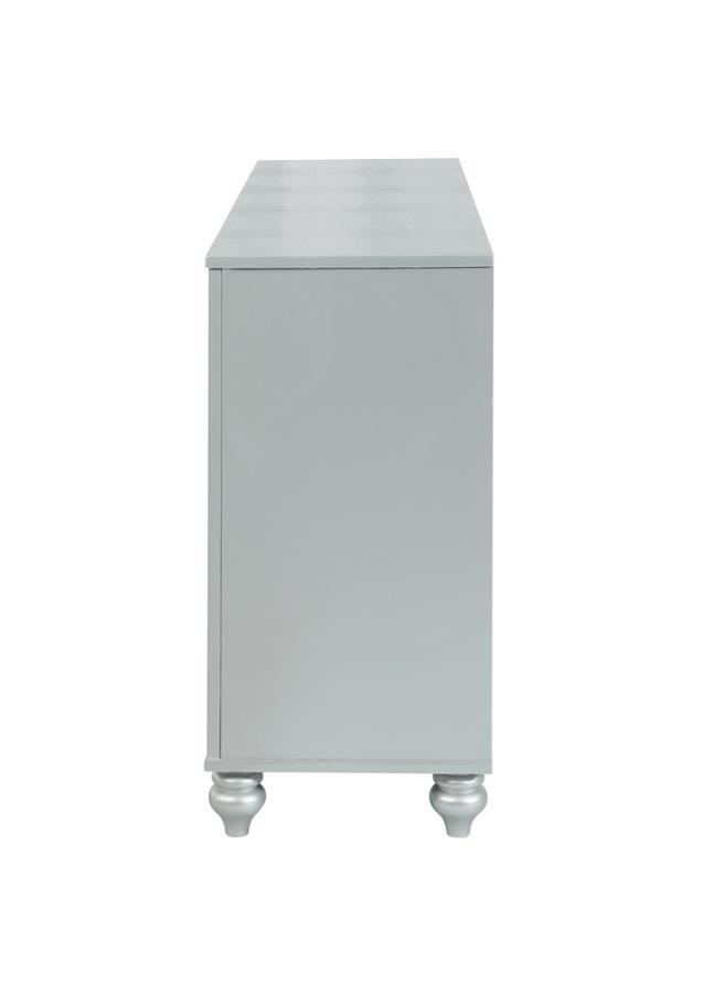 Gunnison - 6-Drawer Dresser - Silver Metallic